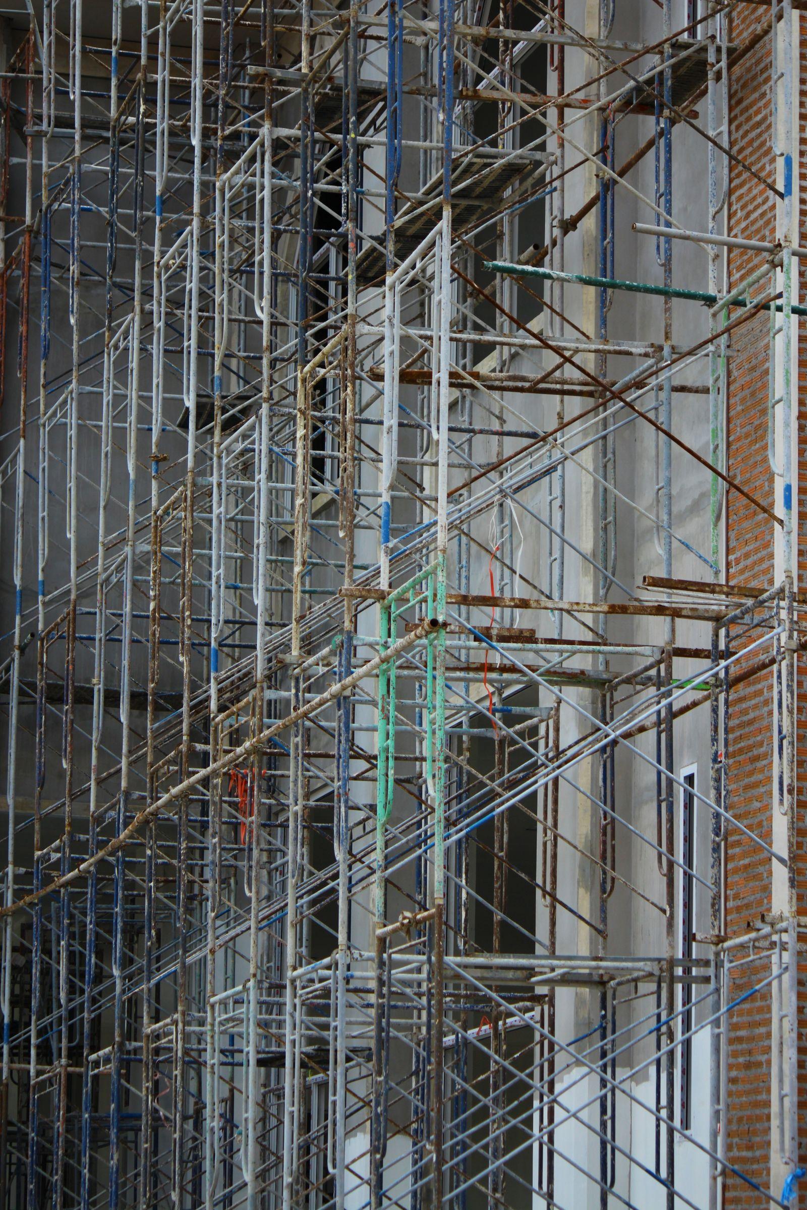 Scaffolding detail on The Aurelia construction site